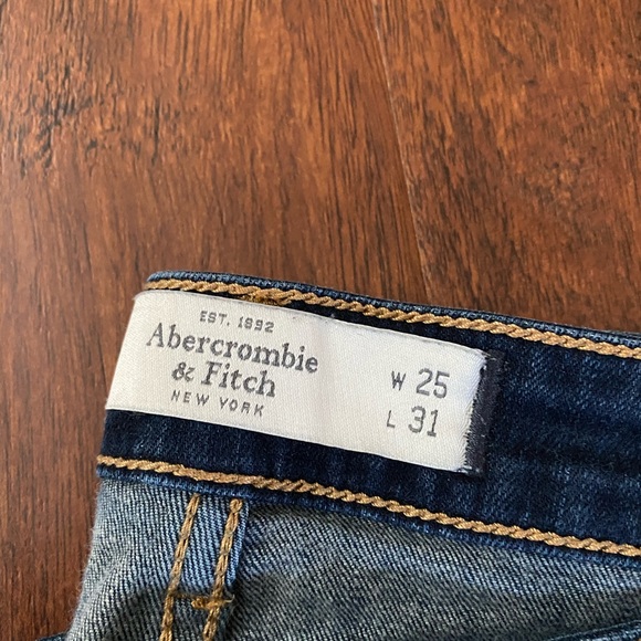 Abercrombie jeans - Picture 3 of 4